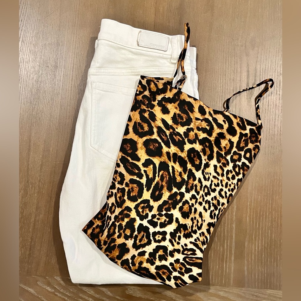NWT Leopard Print Surplice Neck Bodysuit - Size Large